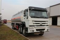 Топливозаправщик доставки топлива Синотрук ХОВО 8кс4 для транспорта дизельного масла жидкостного газа