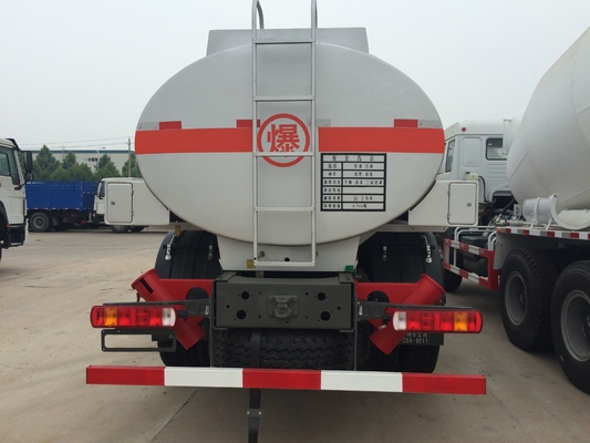 SINOTRUK HOWO 28000L RHD Танкер грузовик 8x4 6x4 Привод 12 шины