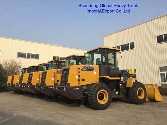 XCMG XC948E 4 тонны номинальной нагрузки передний колесный погрузчик с 2,4 м3 ведровой нагрузкой и 7882 * 2500 * 3405 мм спецификация