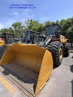 XCMG XC948E 4 тонны номинальной нагрузки передний колесный погрузчик с 2,4 м3 ведровой нагрузкой и 7882 * 2500 * 3405 мм спецификация