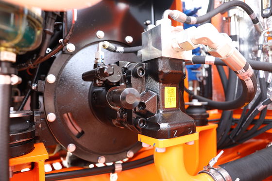 Lonking 6 тонны гидравлический мини экскаватор с 15,4кВ / 2400 вращений в минуту мощность и 5900 * 2000 * 2600 мм компактный размер