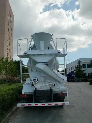 Высокоэффективный бетоносмеситель HOWO на шасси для тяжелых условий эксплуатации, вместимость 20 куб. м, двигатель 400 л.с.