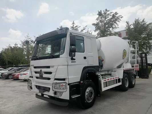 New Sinotruk HOWO 6×4 12cbm Concrete Mixer Truck with 371HP Engine for Construction