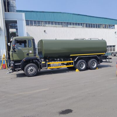 Автоцистерна для воды HOWO TX 6×4 с грузоподъемностью 20 тонн и стандартом выбросов Евро 2 для очистки дорог и борьбы с пылью