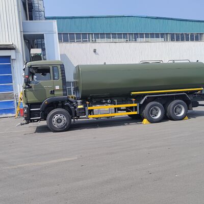 HOWO TX 6×4 Водоносной грузовик с 20-тонной полезной нагрузкой по стандарту выбросов Евро 2 и 6×4 приводом для очистки дорог