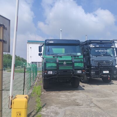 HOWO 6×4 Водоносной грузовик вместимостью 20 000 л, двигатель 371 л.с. и резервуар из углеродистой стали для очистки дорог и подавления пыли