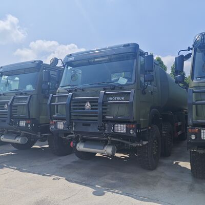 HOWO 8×8 50 000 л топливный танк с двигателем 371 л.с. и 8×8 полным приводом для перевозки тяжелого топлива
