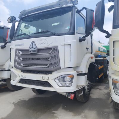 HOWO NX 6×4 CNG топливный танк с двигателем 400 л.с. и емкостью 25000 л для распределения топлива