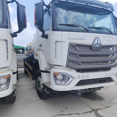 HOWO NX 6×4 CNG Tank Truck с двигателем 400 л.с. и полезной нагрузкой 20 т для транспортировки дизельного топлива и бензина