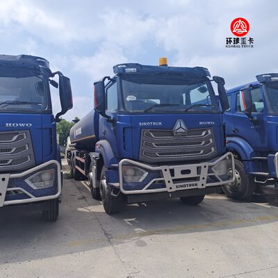 HOWO NX 8x4 30000L Грузовик с топливным танкером Тяжелый грузовик с дизельным двигателем