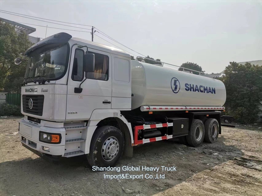 Sinotruk HOWO 4*2 6X4 20000 литров Танкер для воды Мини-грузовик