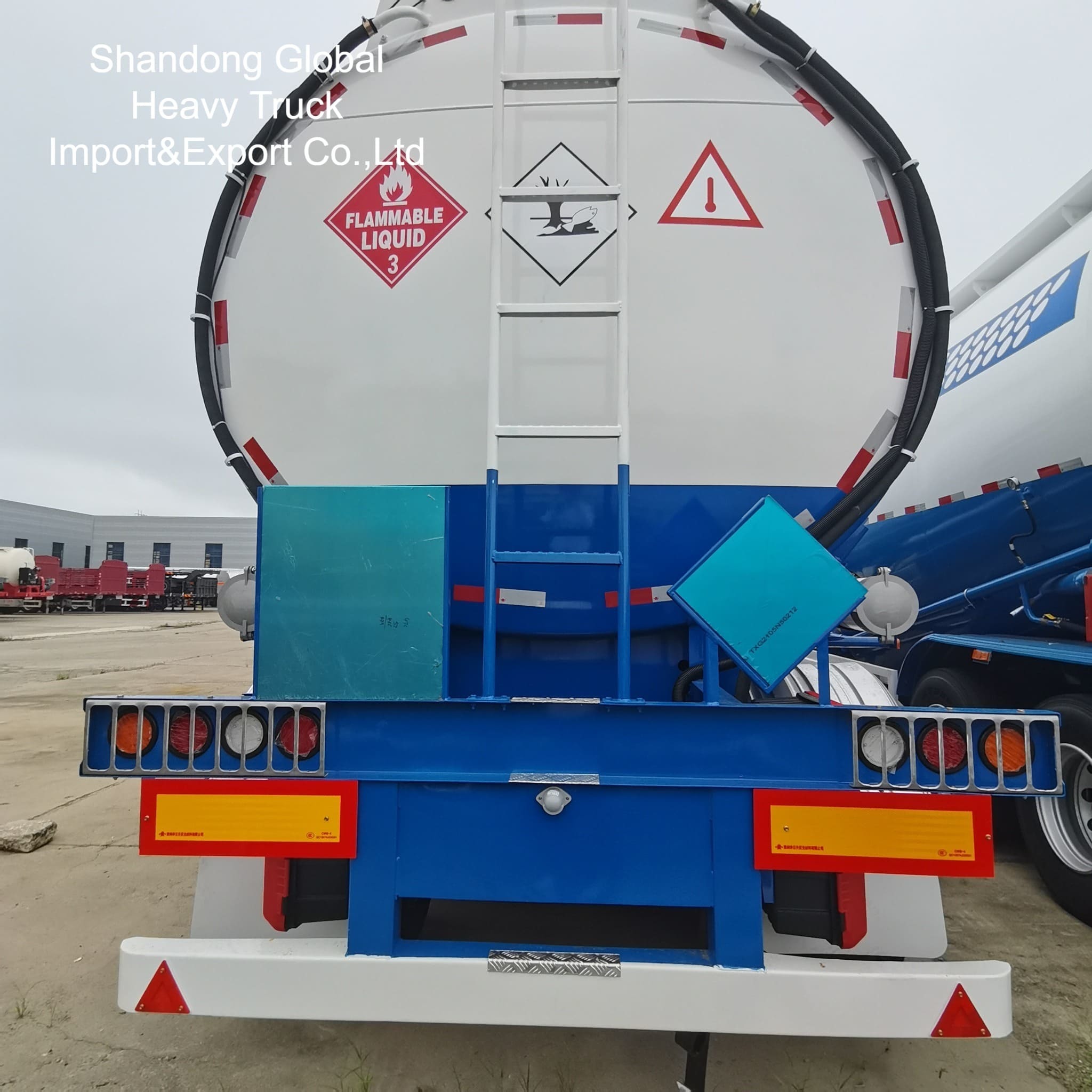 3-осный полуприцеп-цистерна для дизельного топлива и бензина объемом 45000 л с ABS