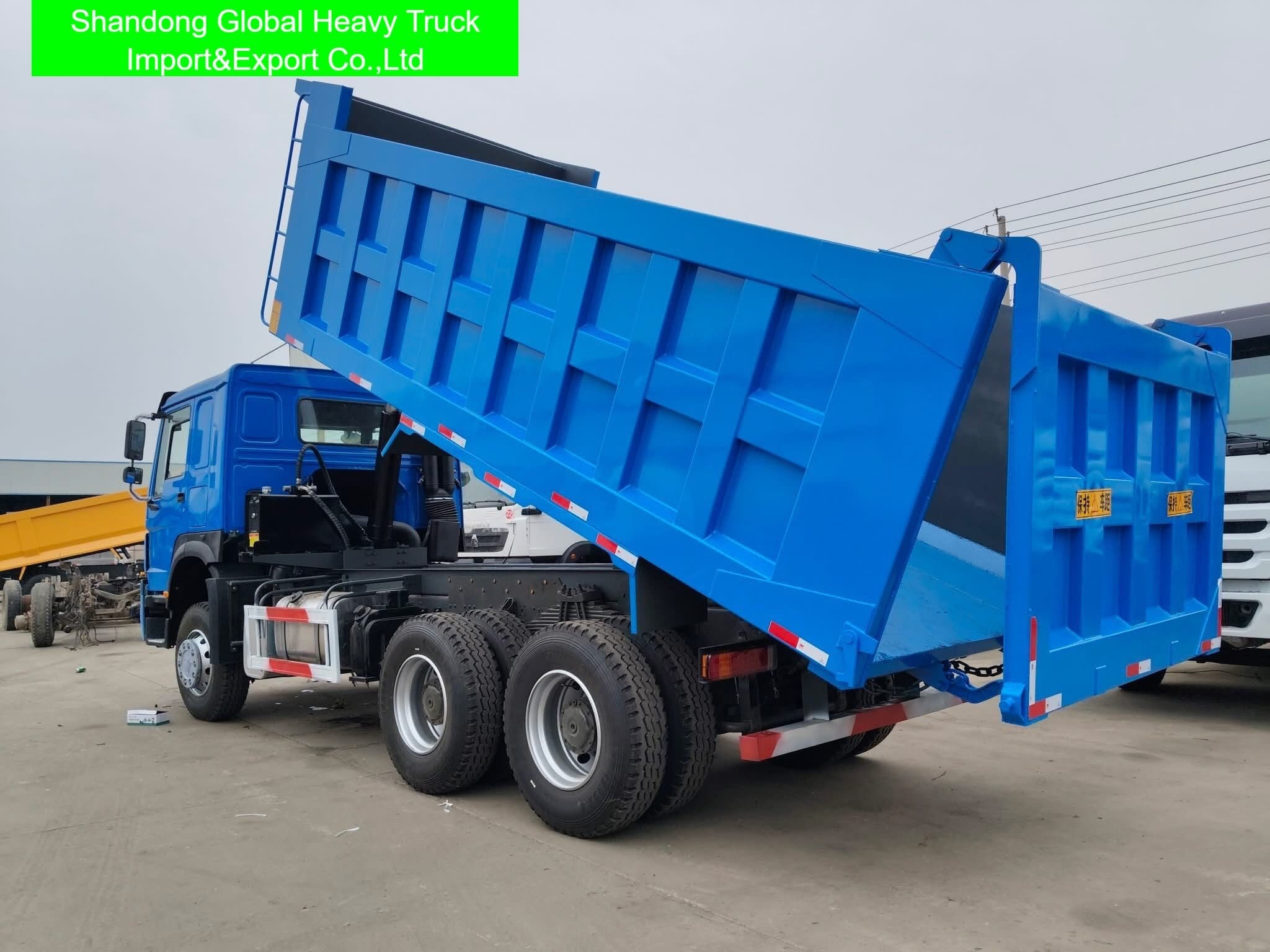 Б/у Самосвал Sinotruck HOWO-7 371 л.с. 6x4 Восстановленный